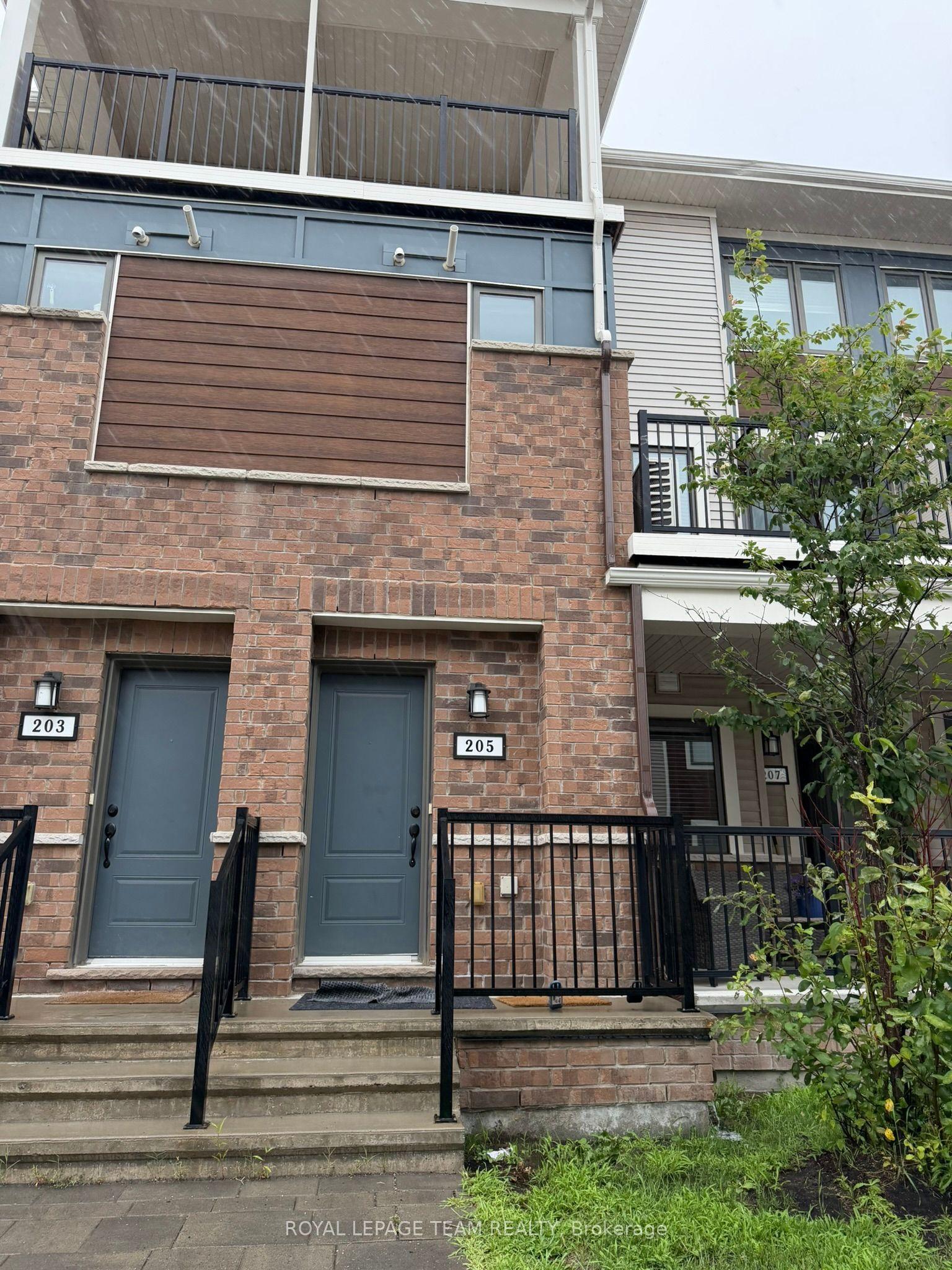 205 Zenith Private, Barrhaven — Condo Town for lease, photo 1