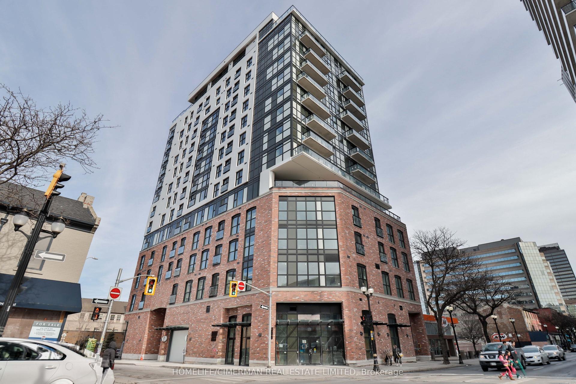 206 King Street W PH1 #PH1 — photo 1