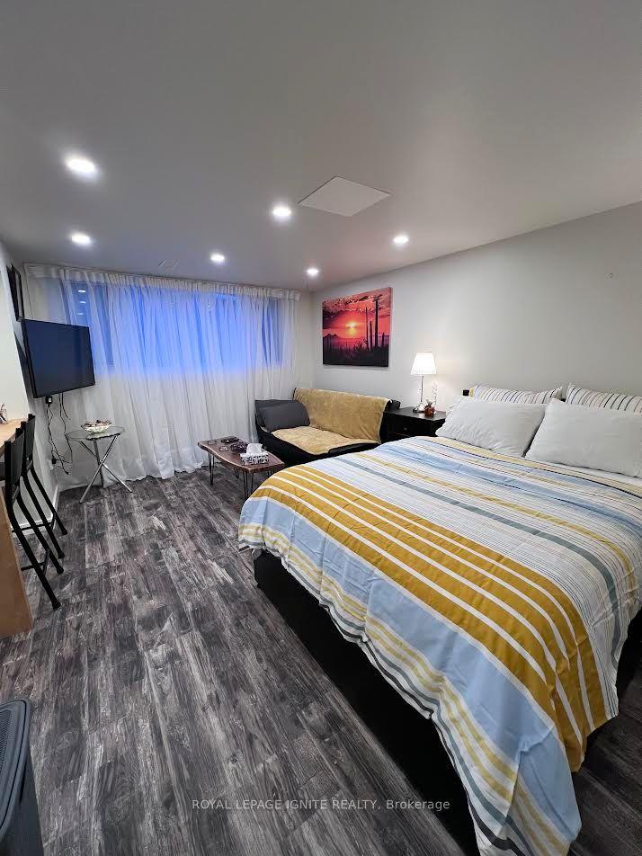 208 Rosemount Avenue BSMNT #BSMNT, Toronto — Semi-Detached for lease, photo 1
