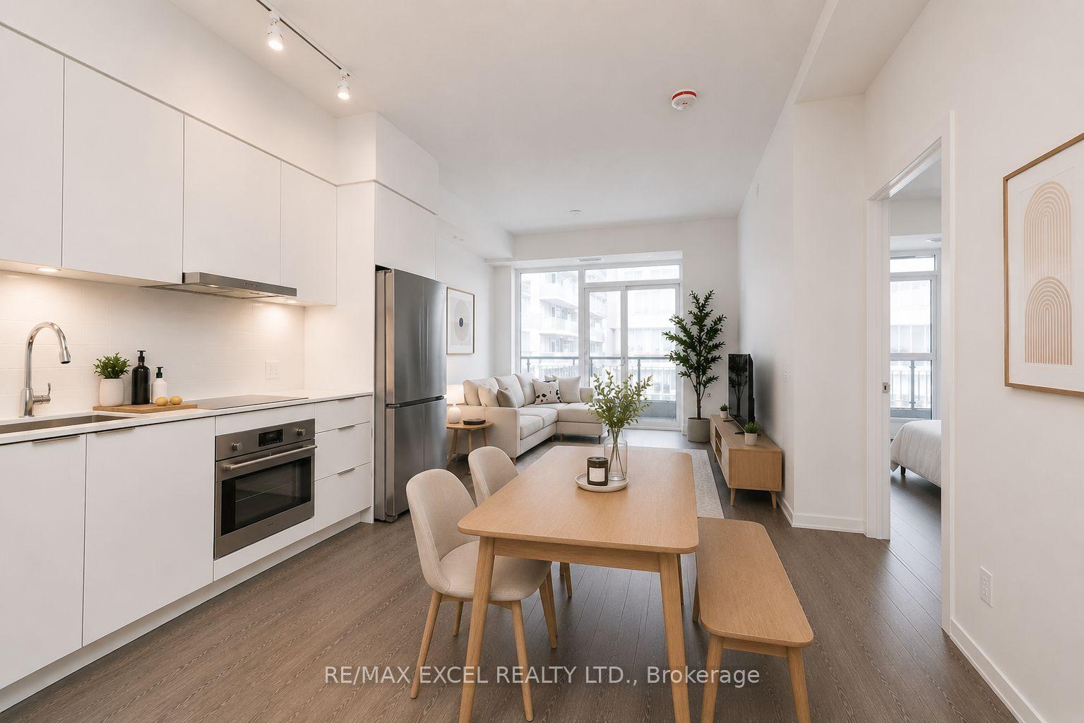 7 Golden Lion Heights N624 #N624, Toronto — Condo for lease, photo 1