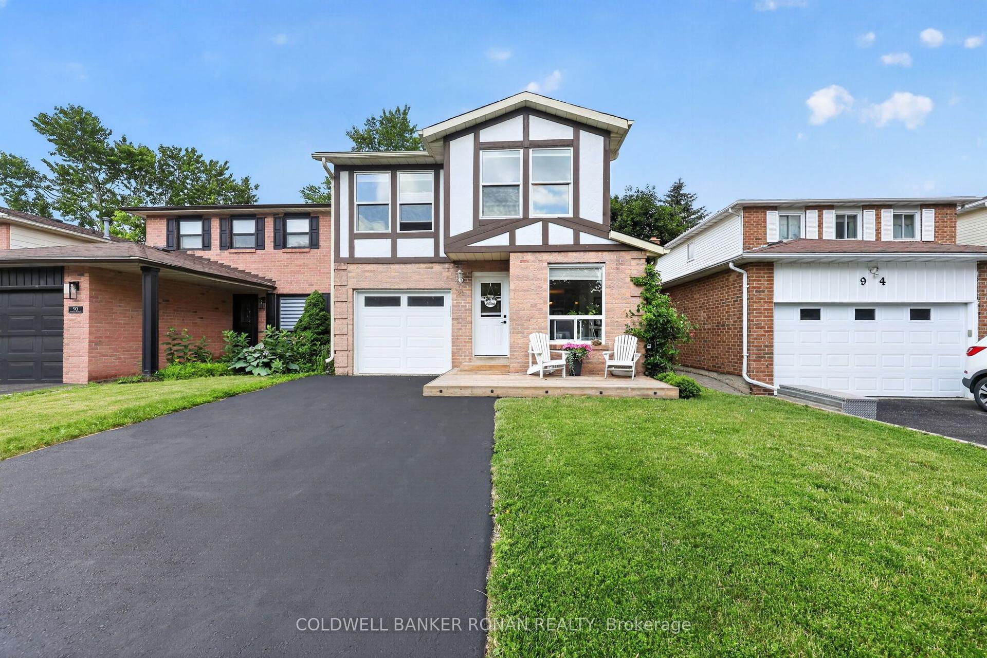 92 Daniele Avenue N, New Tecumseth — Detached for sale, photo 1