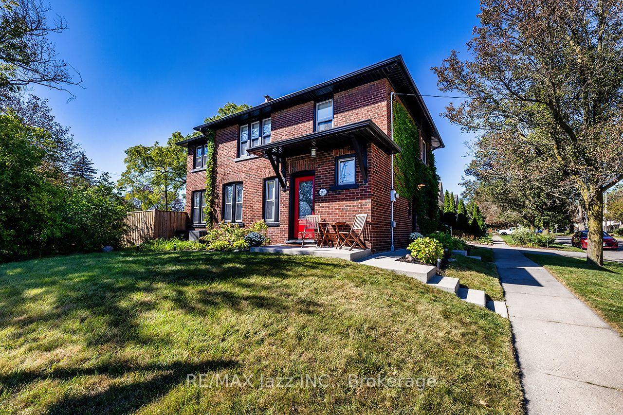 142 Adelaide Avenue W, Oshawa — Detached for sale, photo 1