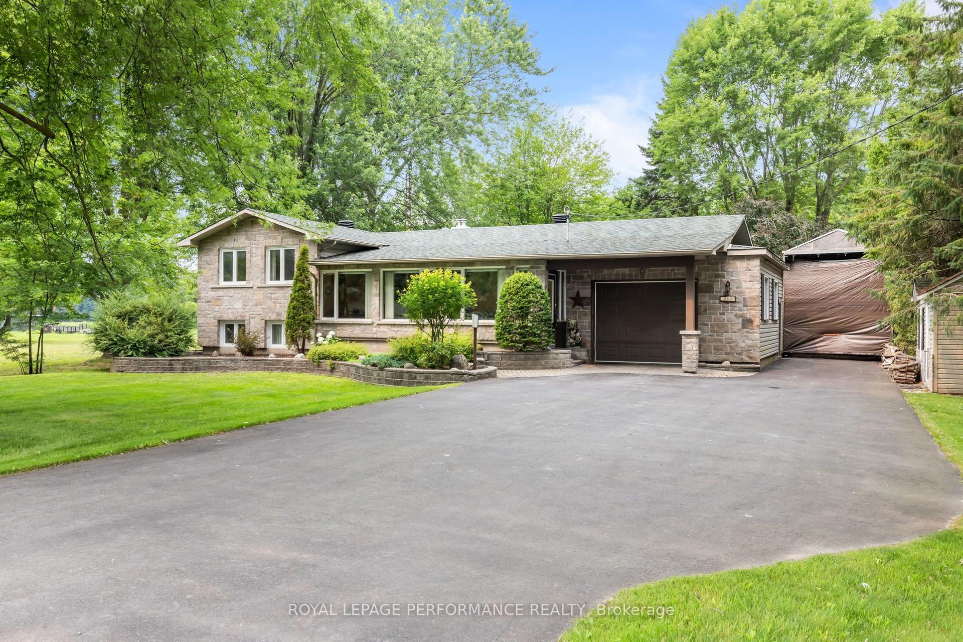 828 Principale Street, Casselman — Detached for sale, photo 1