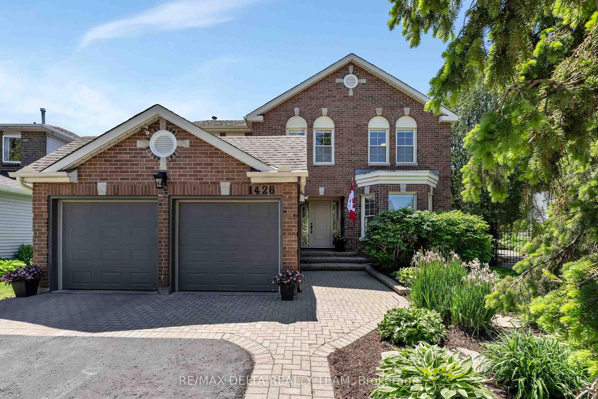 1426 Cheverny Crescent — photo 1