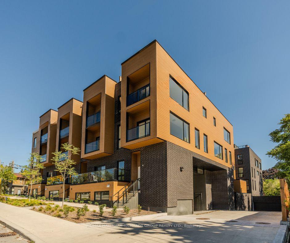 35 Birchcliff Avenue 35 #35 — photo 1