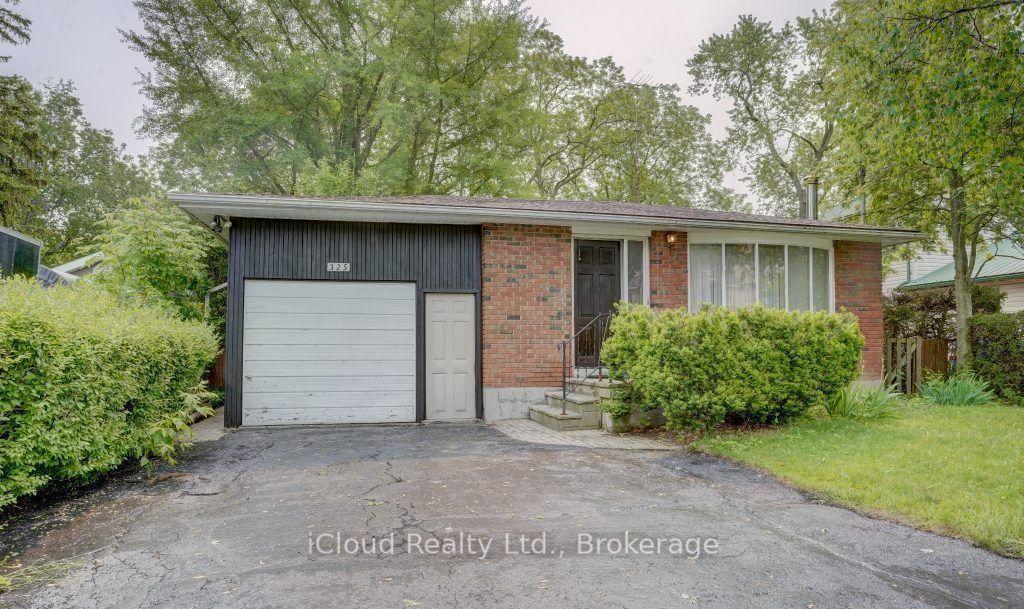 325 Dyson Road, Pickering — Detached for sale, photo 1
