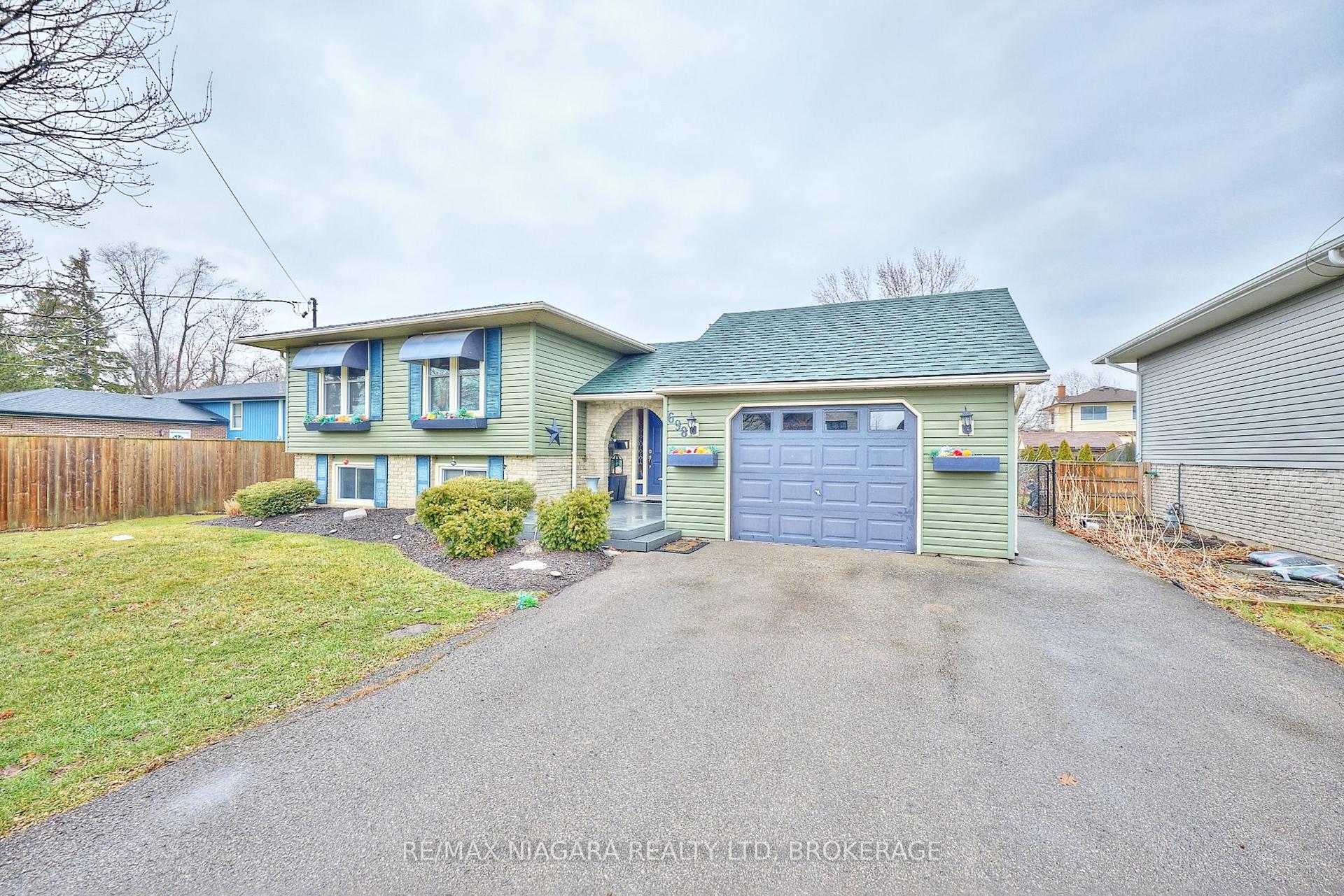 698 Buffalo Road — photo 1