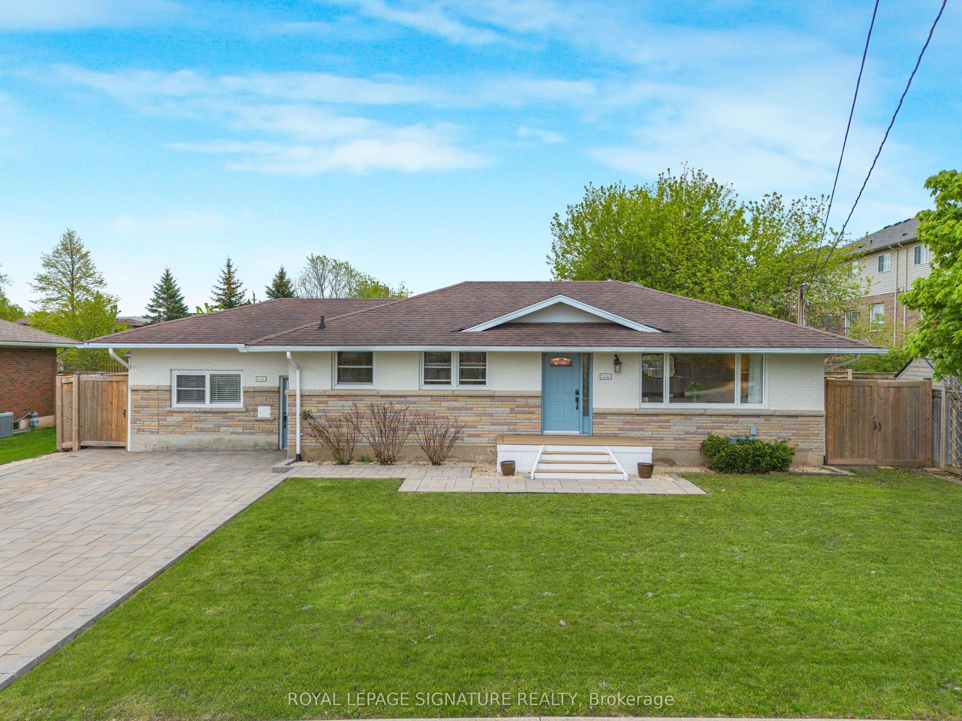 5026 Gibson Street, Lincoln — Detached for sale, photo 1