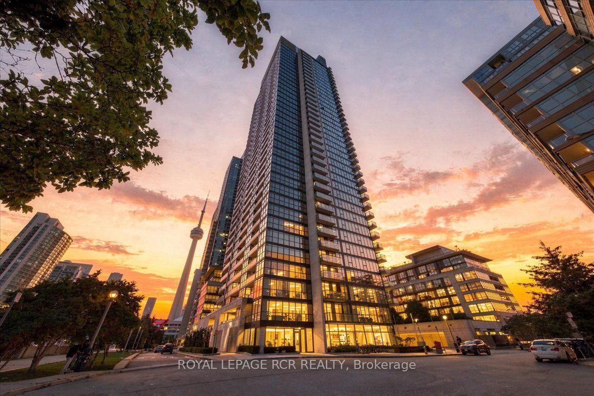 25 Capreol Court 3807 #3807, Toronto — Condo for sale, photo 1