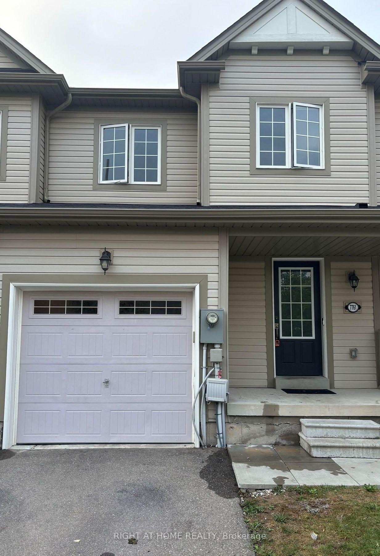 7761 White Pine Crescent — photo 1