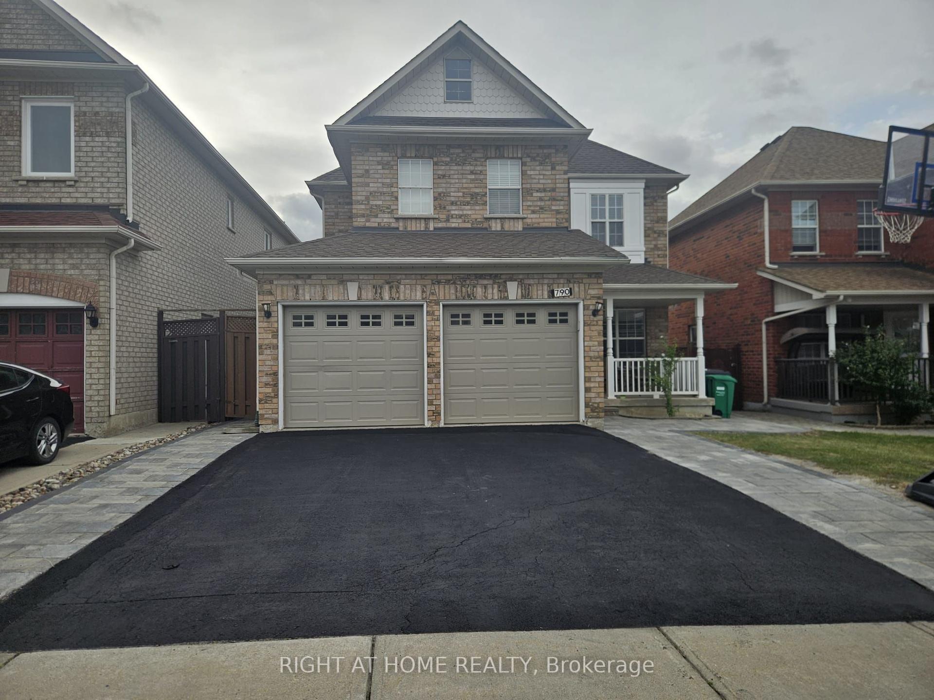 790 Crawford Mill Avenue, Mississauga — Detached for lease, photo 1