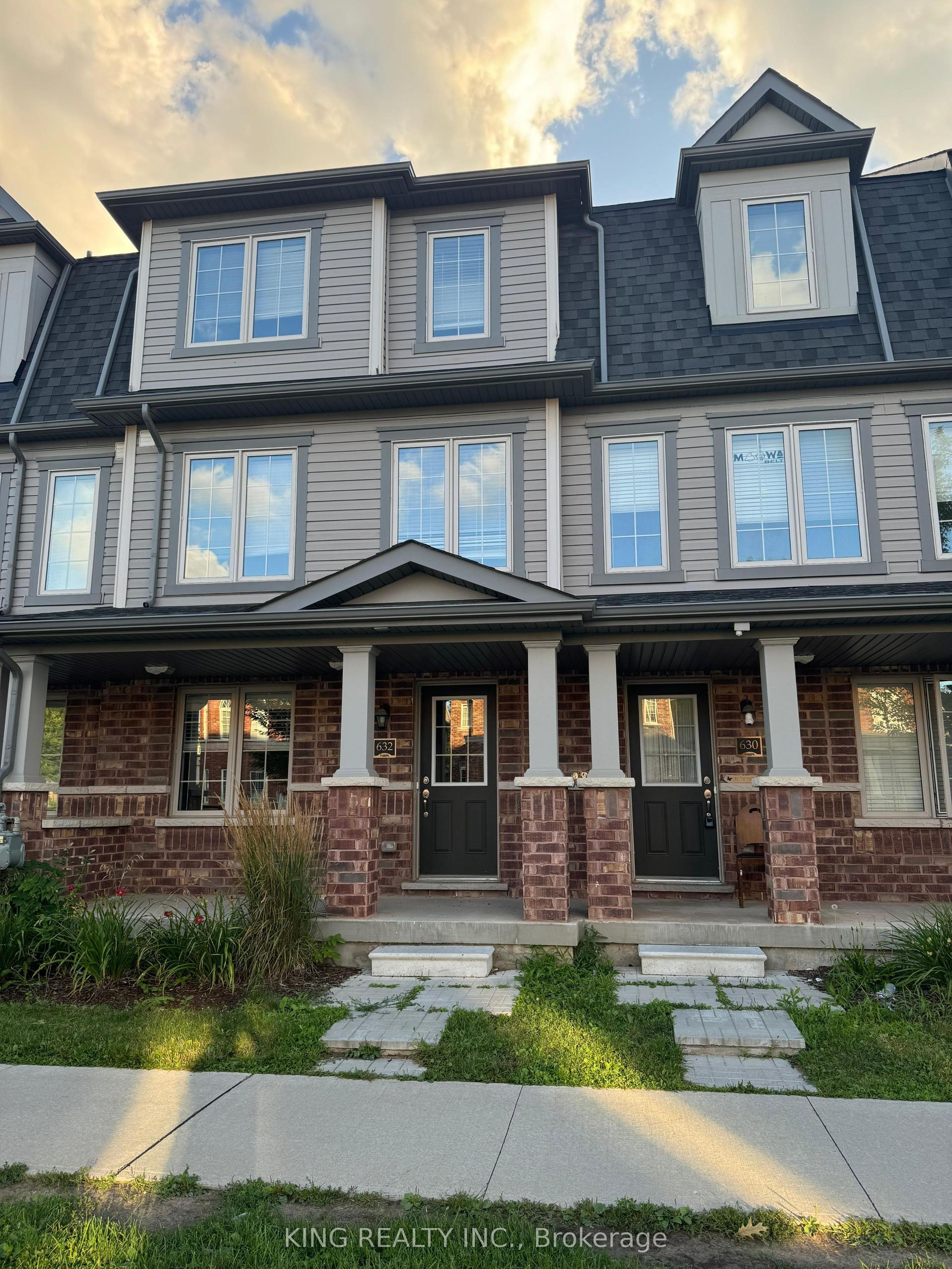 632 LINDEN Drive, Cambridge — Townhouse for lease, photo 1