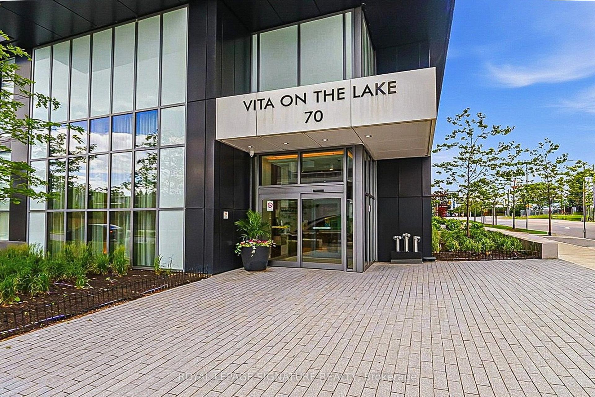 70 Annie Craig Drive LPH 1 #LPH 1, Toronto — Condo for lease, photo 1