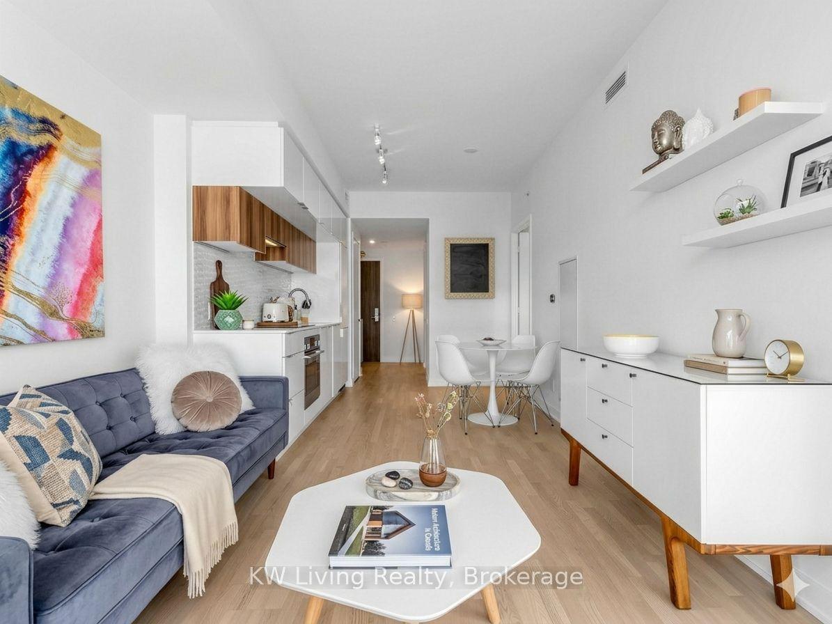 185 Roehampton Avenue 2312 #2312 — photo 1