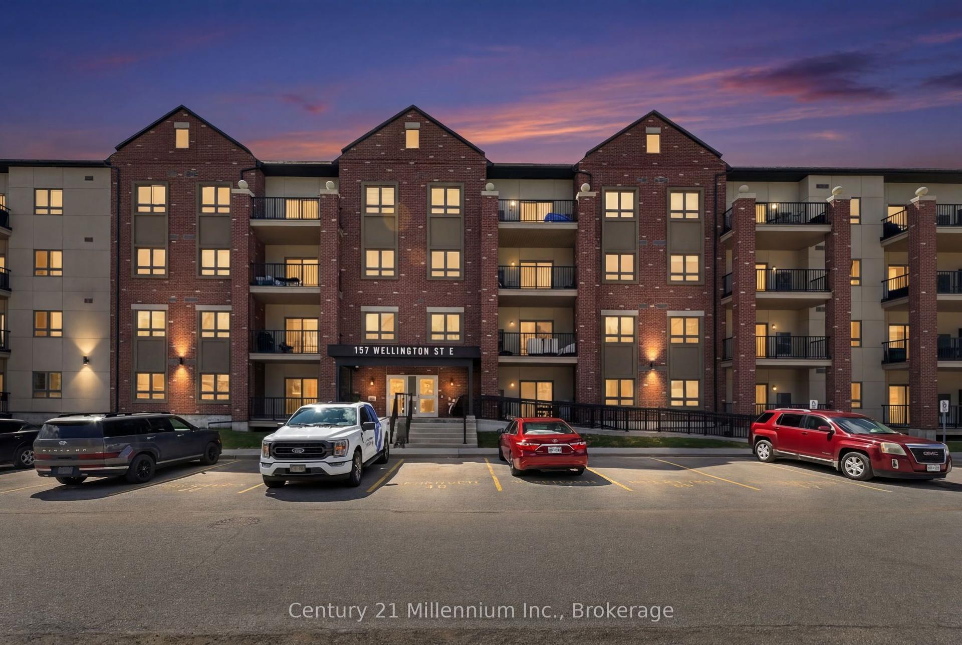 157 Wellington Street E 109 #109 — photo 1