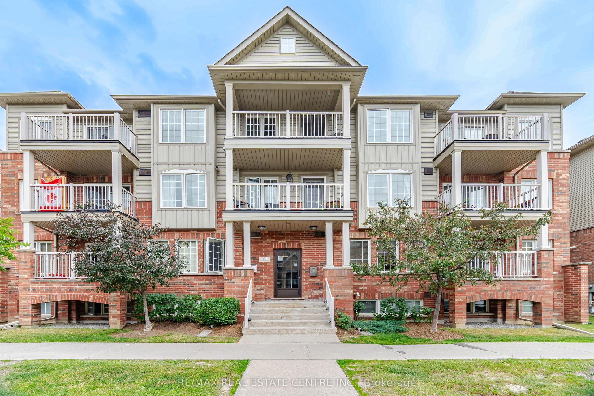 153 Isaac Devins Boulevard 2 #2, Toronto — Condo Town for sale, photo 1