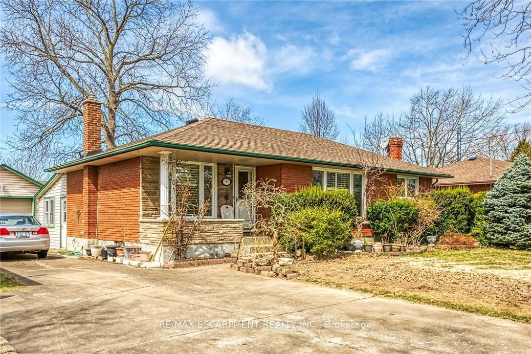 9 Gavin Drive — photo 1