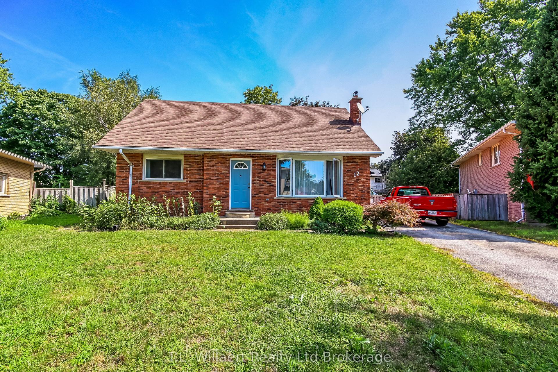 12 Alba Avenue, Tillsonburg — Detached for sale, photo 1