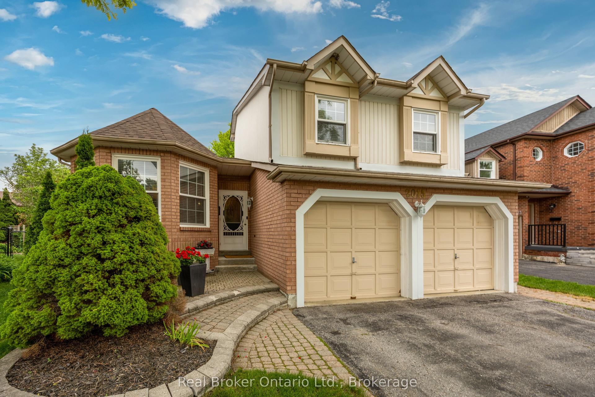 2015 Blairwood Court — photo 1