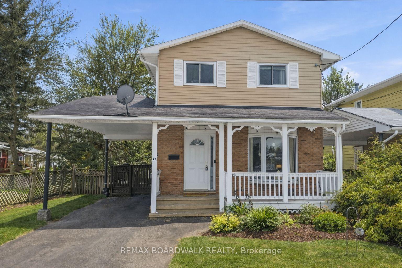 32 Provost Street — photo 1