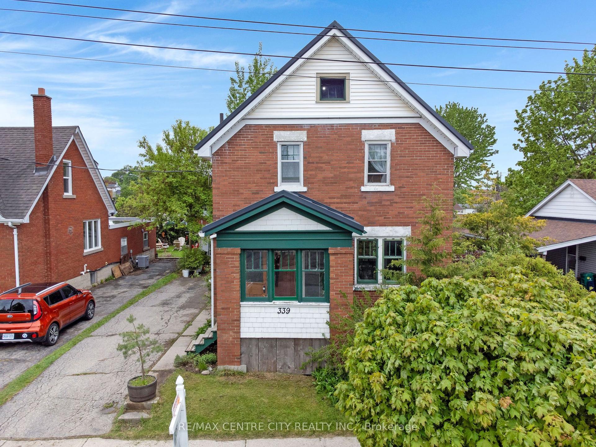 339 Greenfield Avenue — photo 1