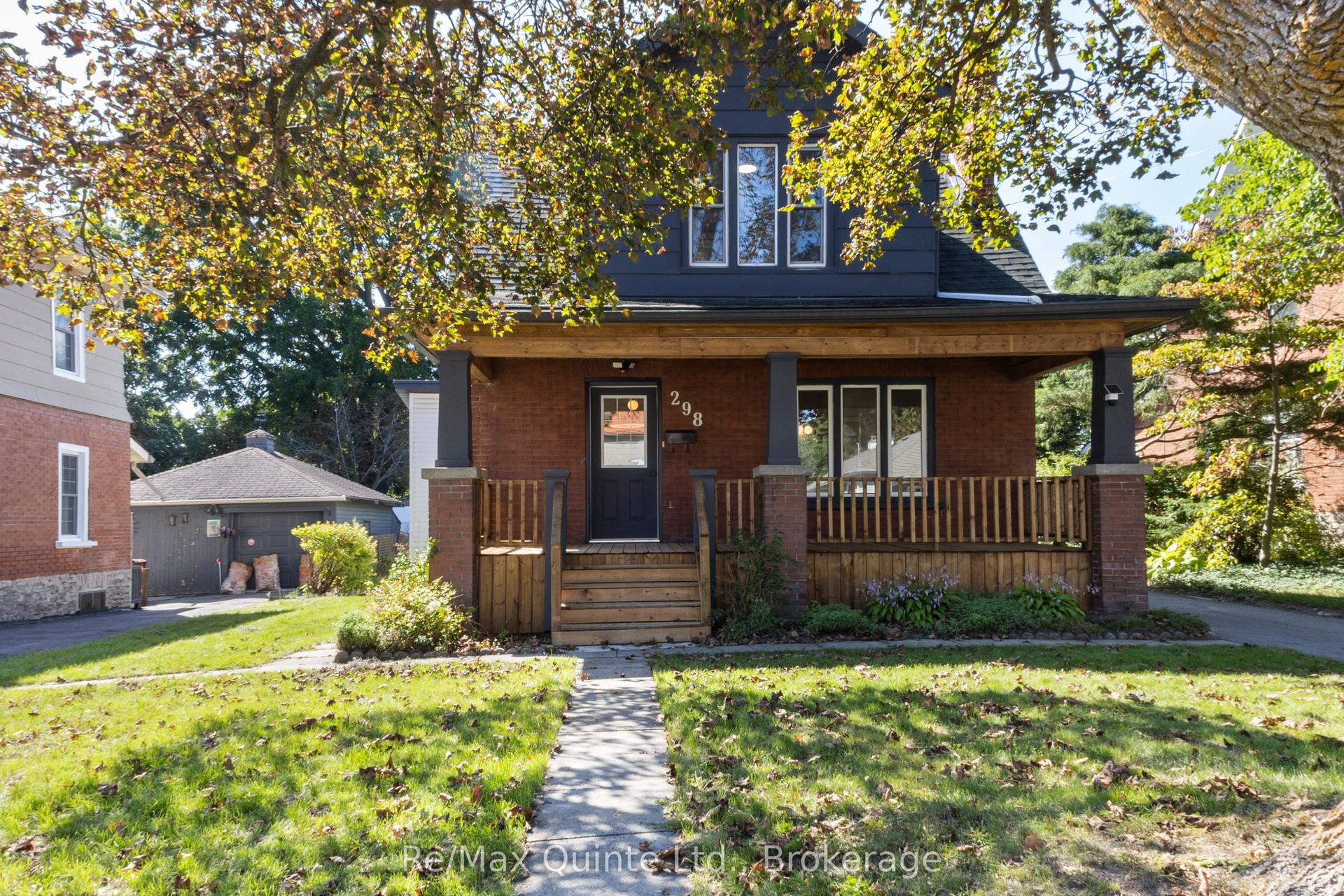 298 Bleecker Avenue, Belleville — Detached for sale, photo 1