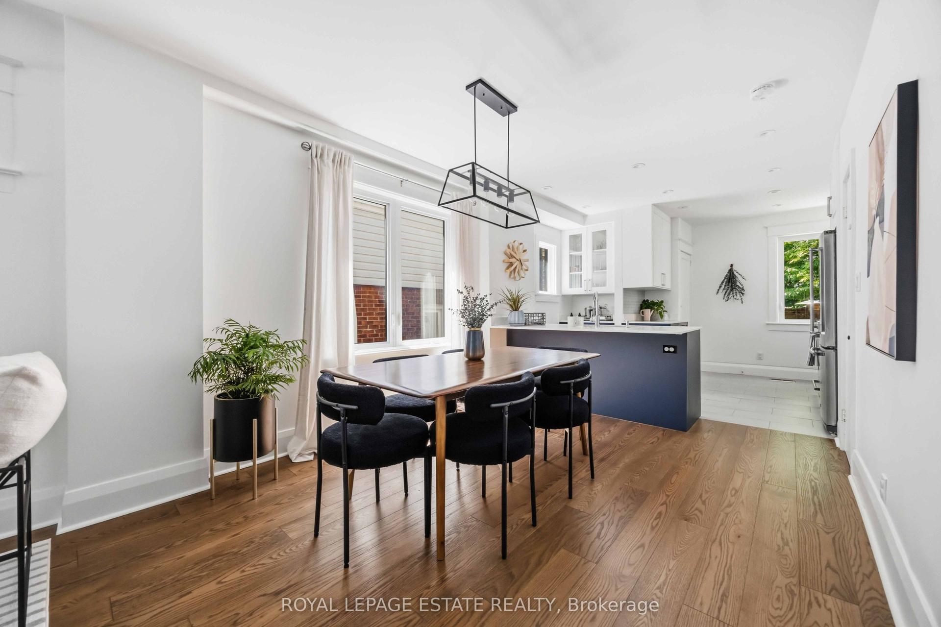 6 Firstbrooke Road, Toronto — Semi-Detached for sale, photo 1
