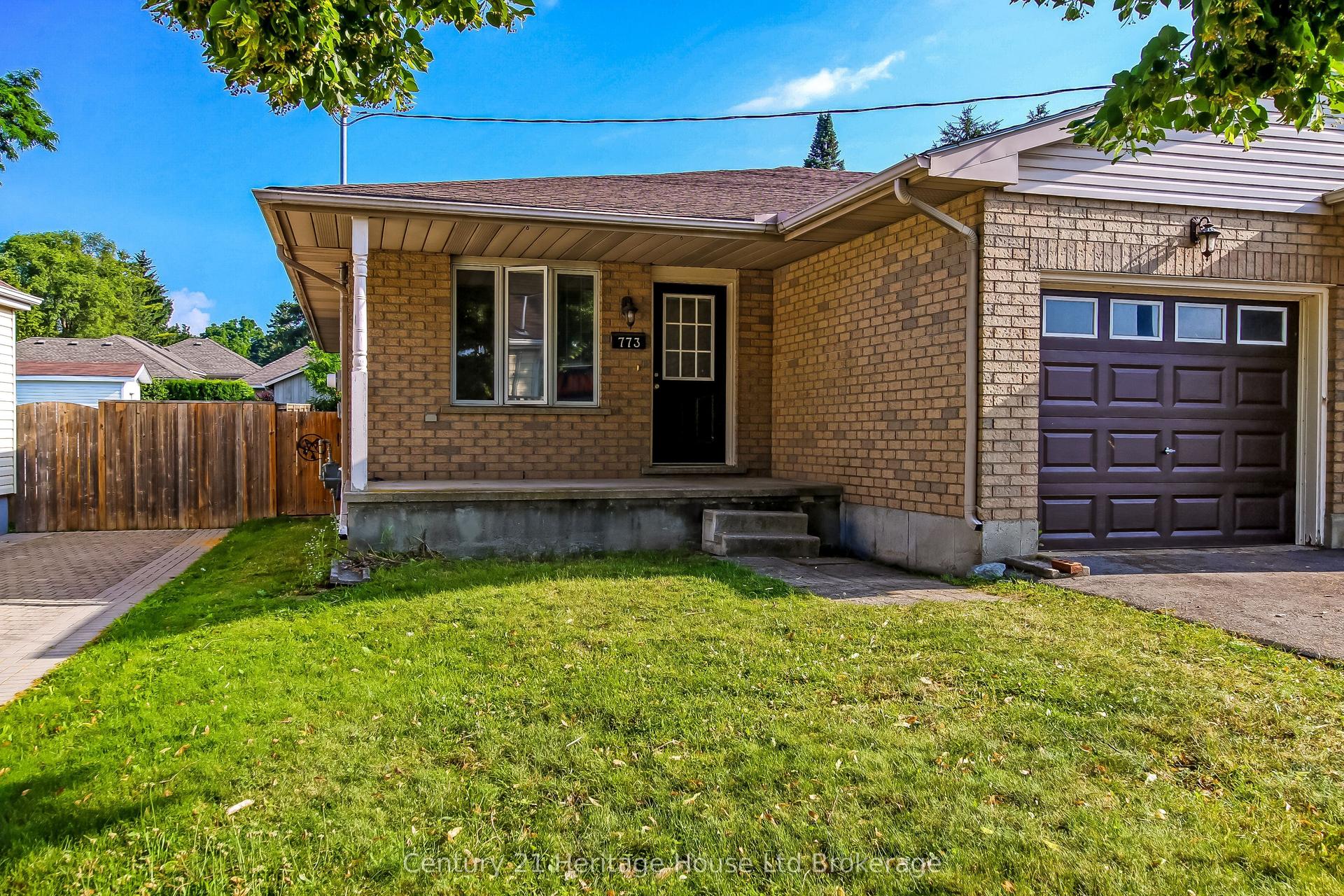 773 HOUNSFIELD Street, Woodstock — Semi-Detached for sale, photo 1