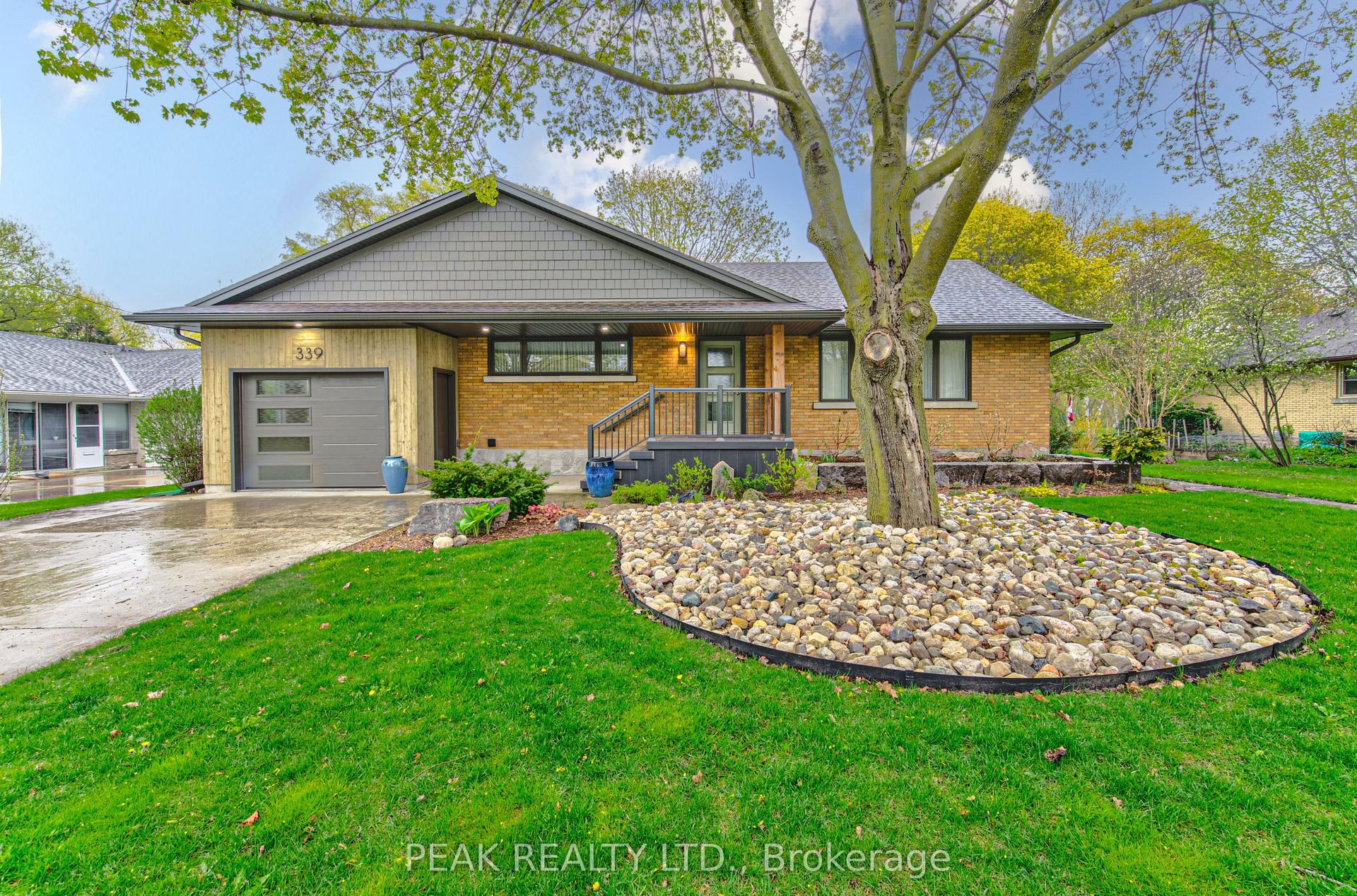 339 Grandview Avenue — photo 1