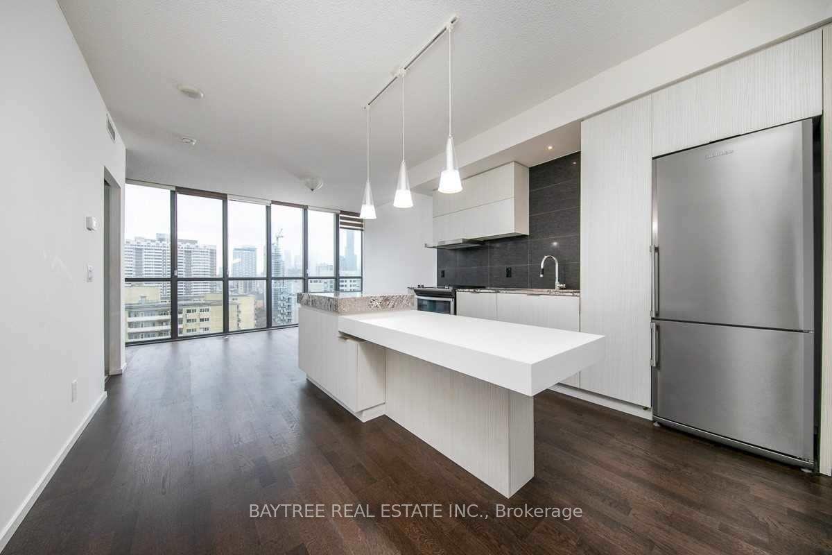 101 Charles Street E 2003 #2003, Toronto — Condo for sale, photo 1