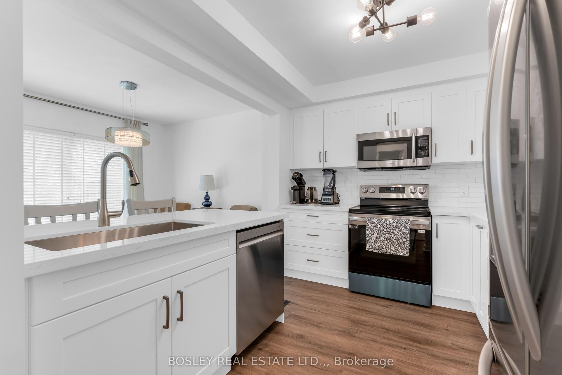 26 Chicory Crescent, St. Catharines — Condo Town for sale, photo 1