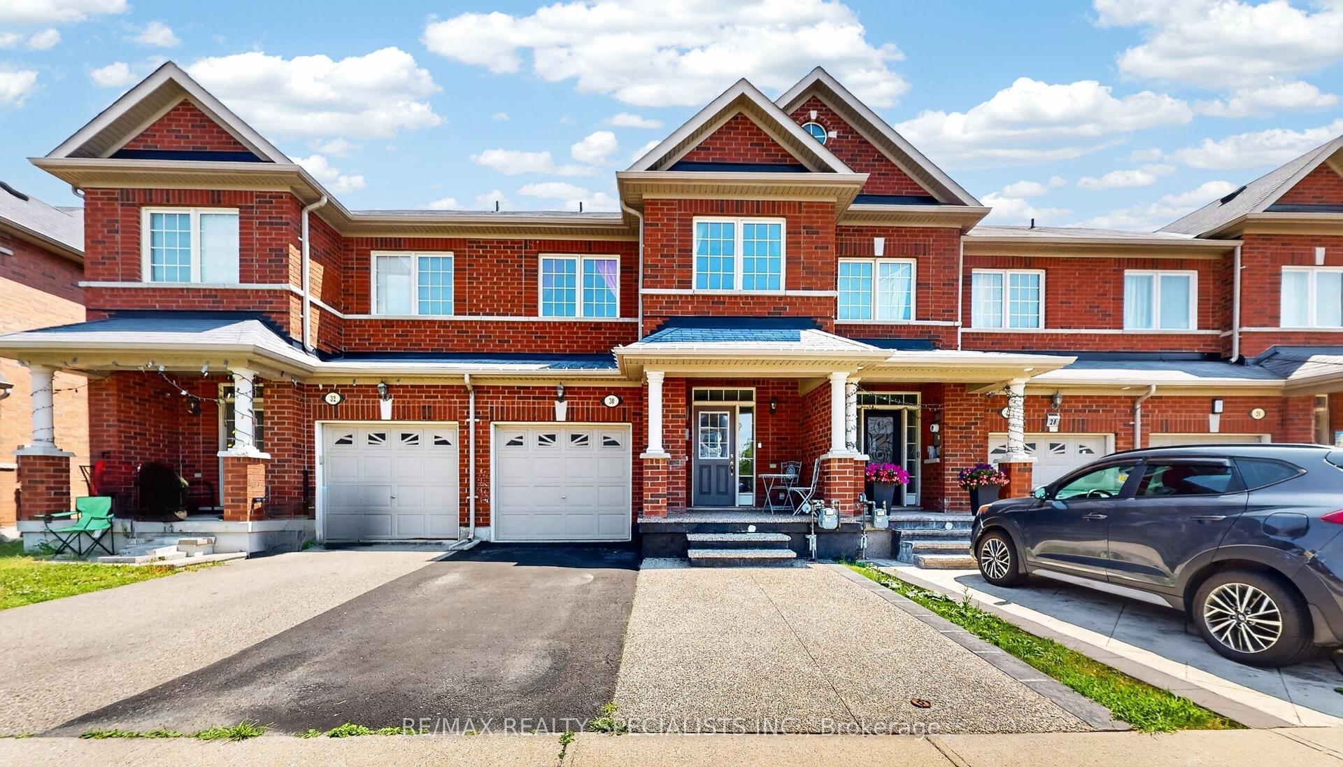 30 Pendulum Circle, Brampton — Townhouse for sale, photo 1