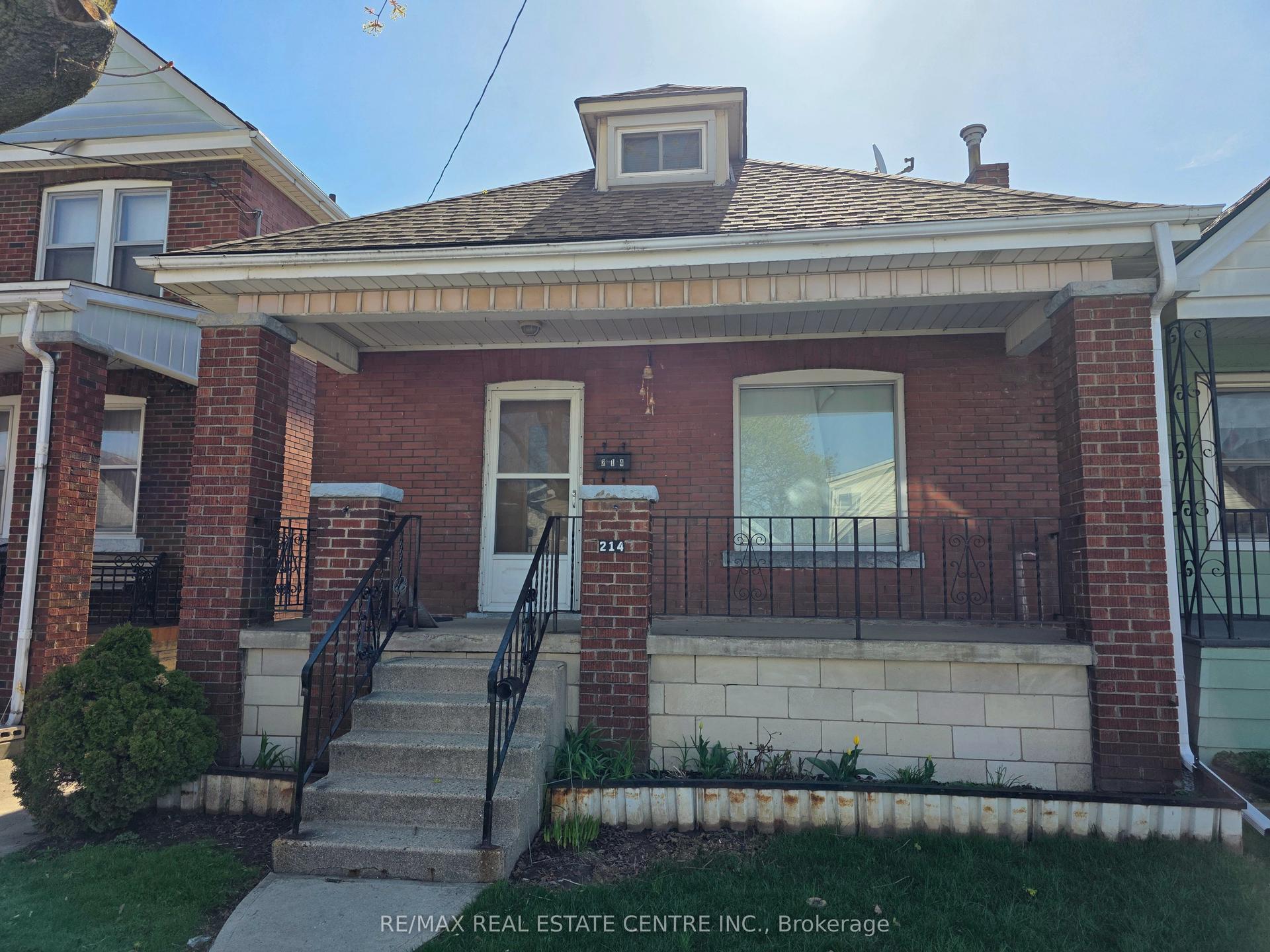 214 Fairfield Avenue, Hamilton — Detached for lease, photo 1