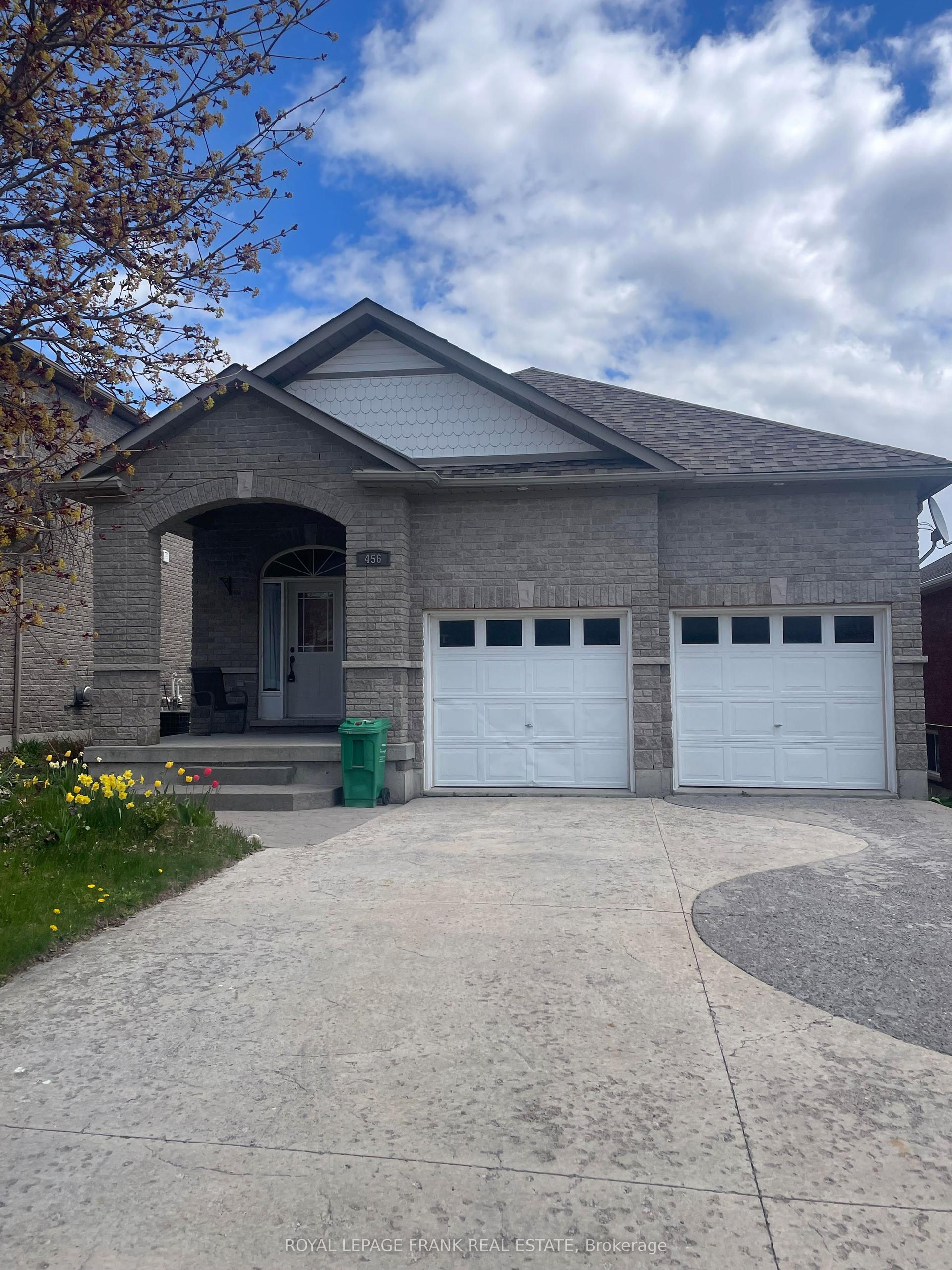 456 Settlers Ridge — photo 1