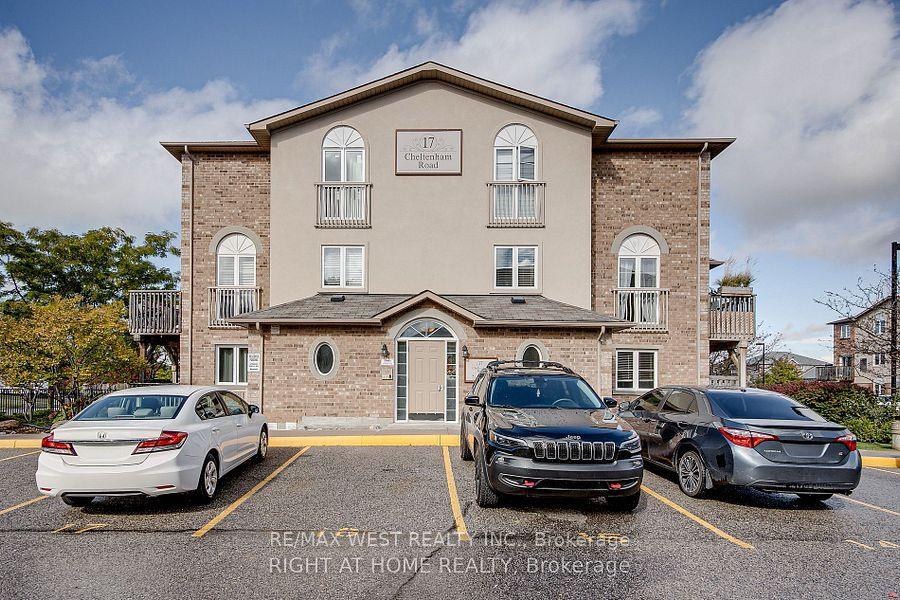 17 Cheltenham Road 4 #4, Barrie — Condo Town for lease, photo 1
