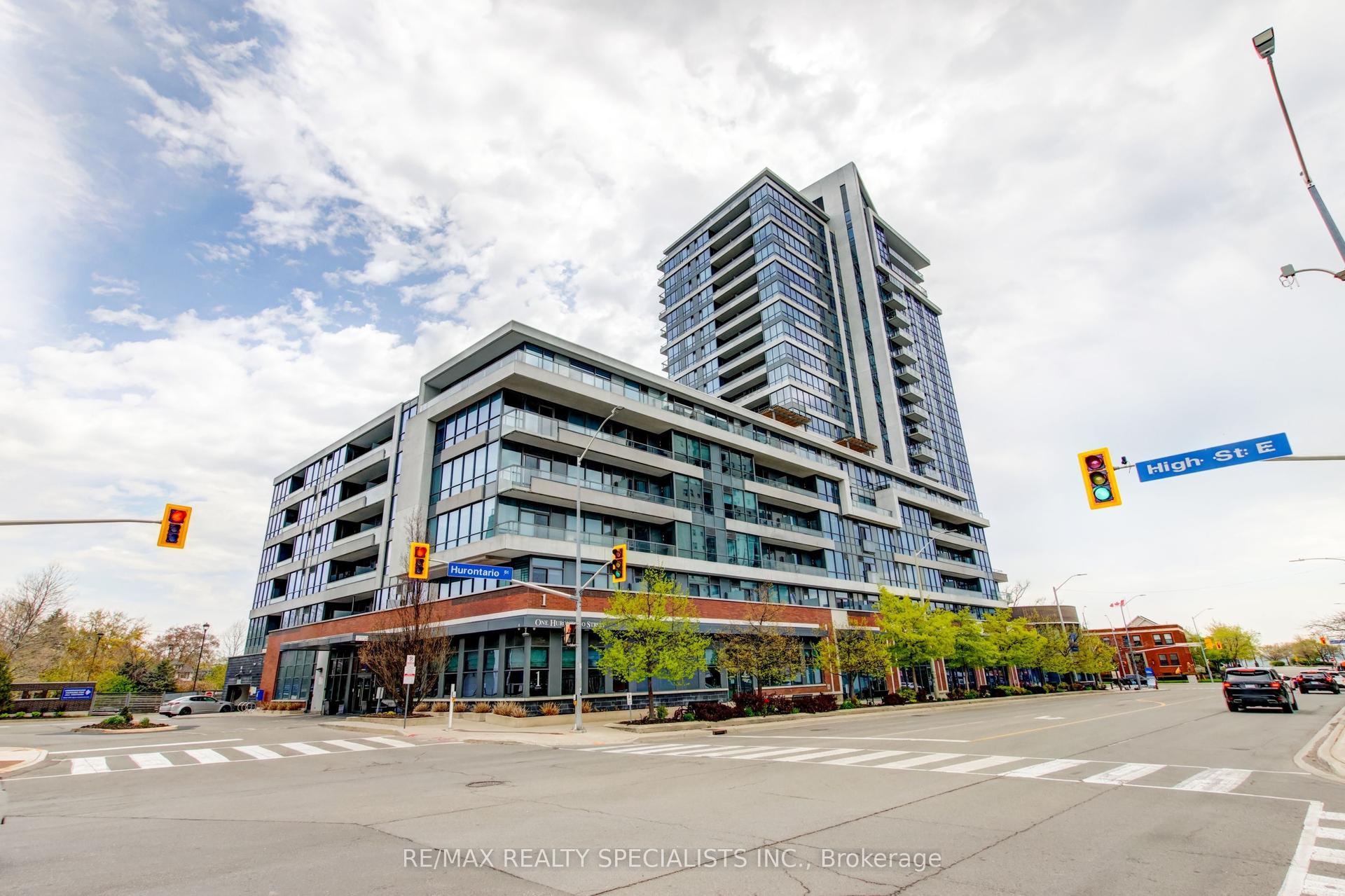 1 Hurontario Street 1005 #1005 — photo 1