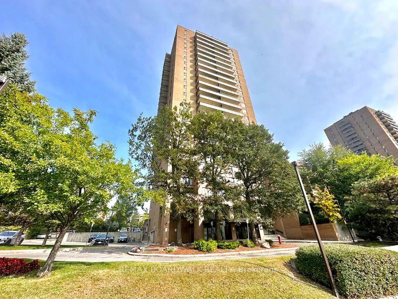 505 St Laurent Boulevard 804 #804 — photo 1