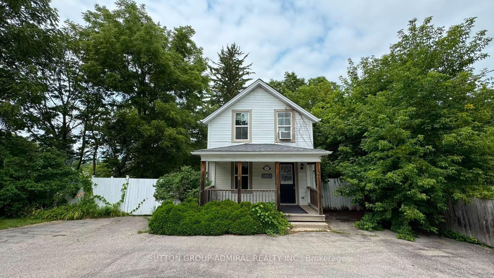 741 Gorham Street, Newmarket — Detached for lease, photo 1