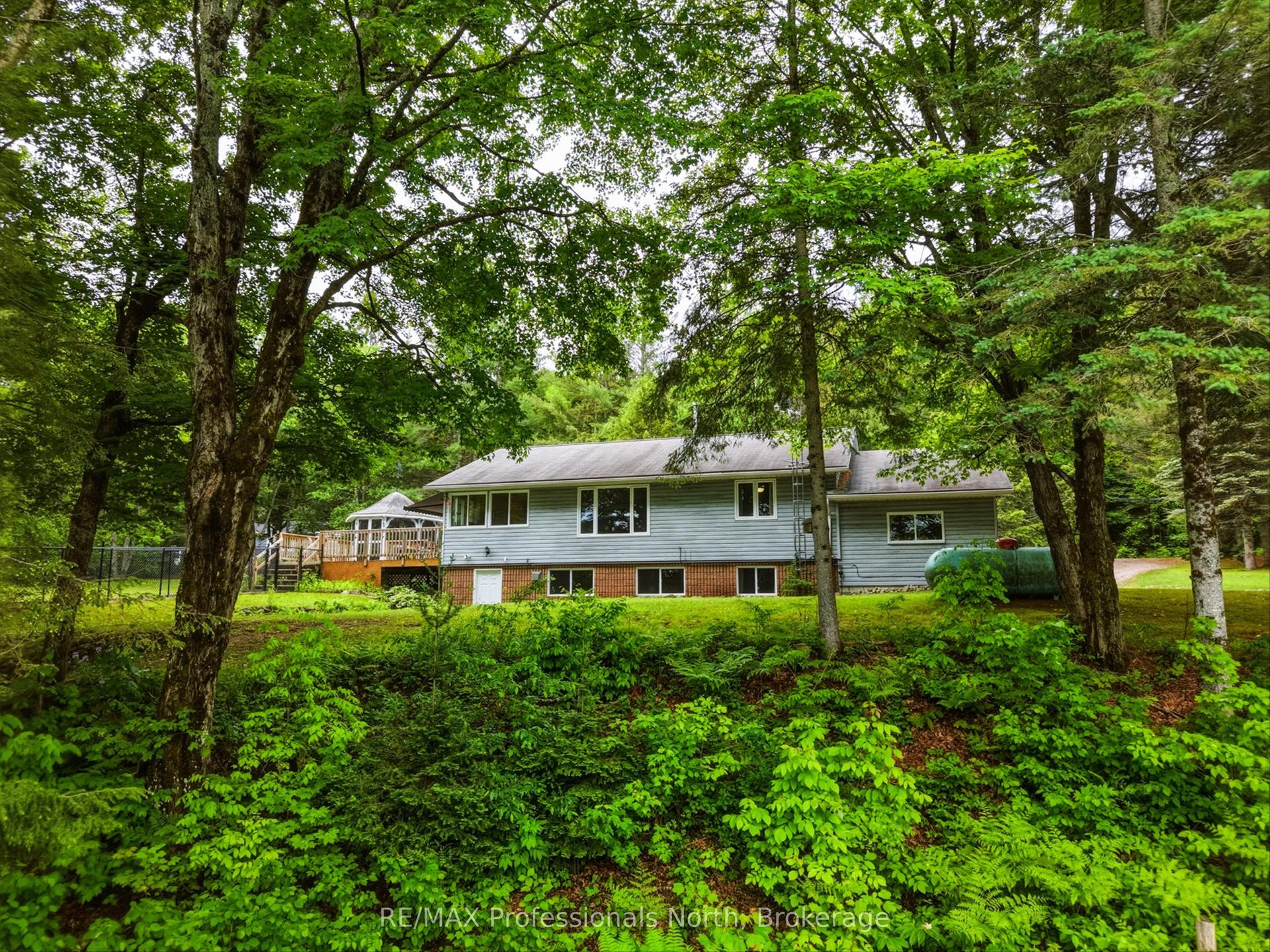 1020 COLONY Road — photo 1
