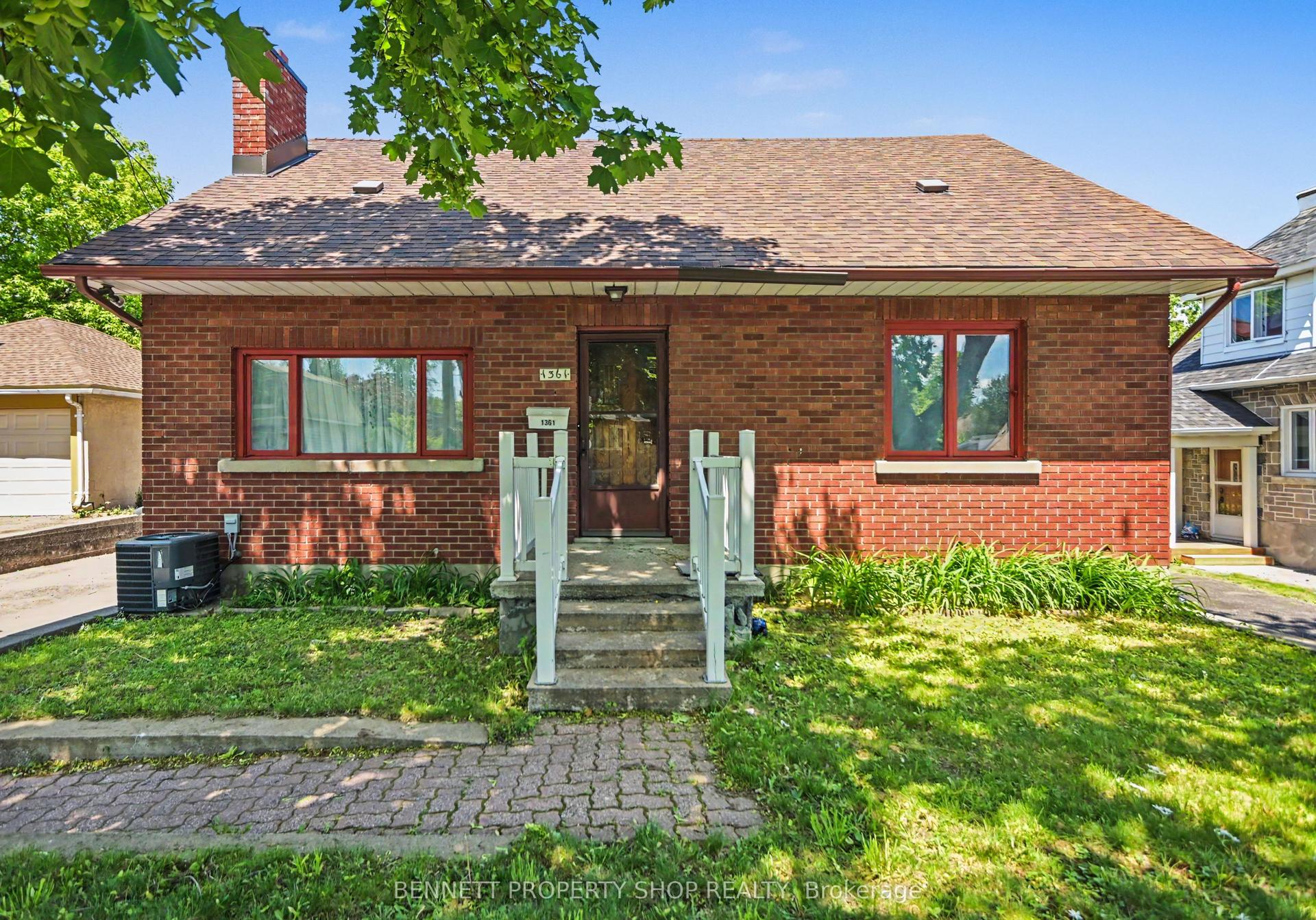 1361 Summerville Avenue, Carlington - Central Park — Detached for sale, photo 1