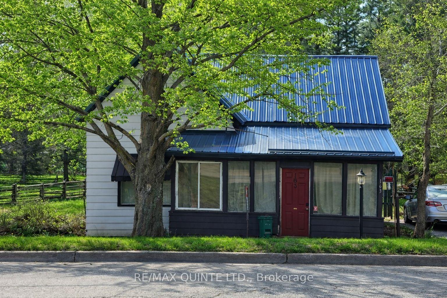 163 Main Street — photo 1