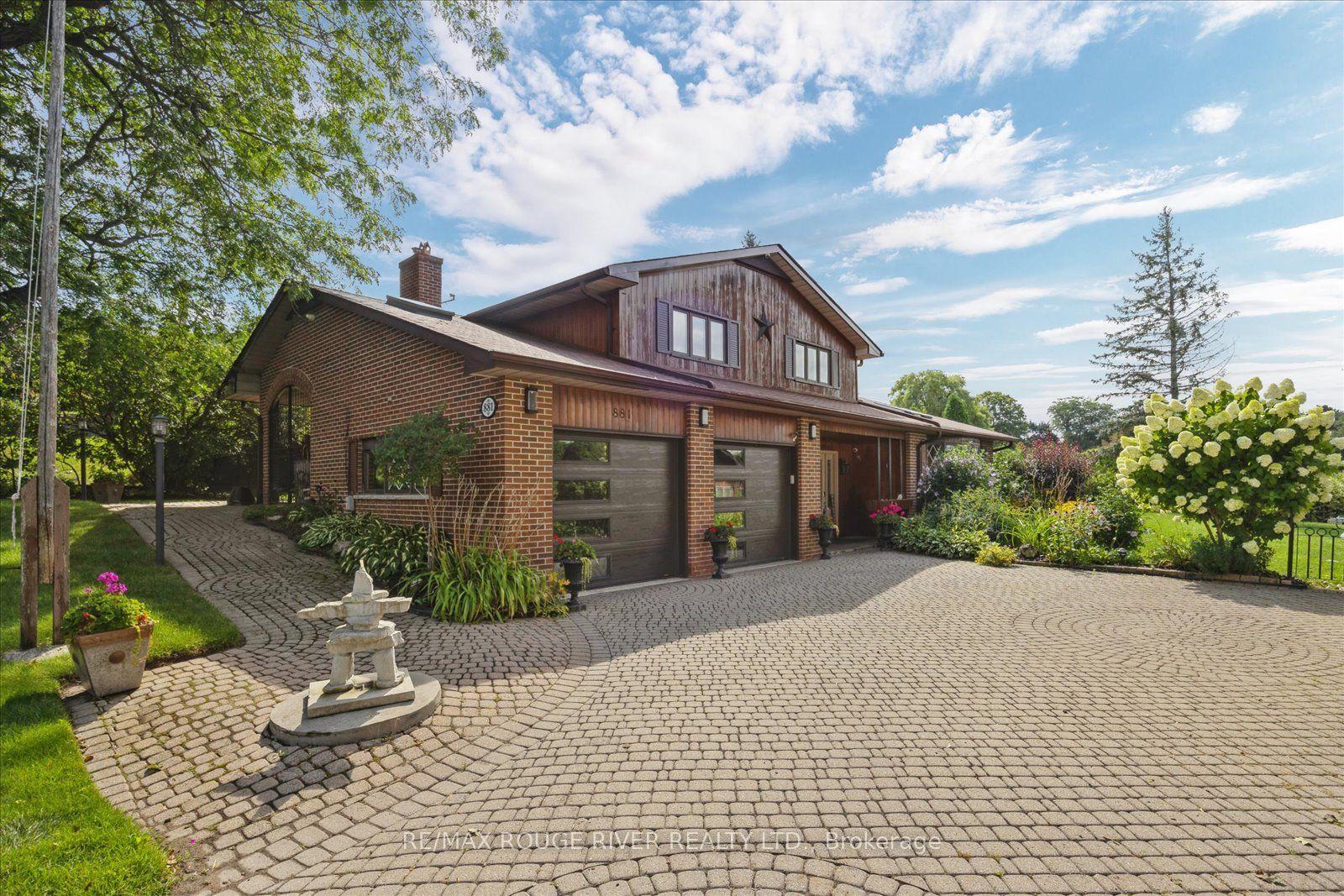 881 Swiss Heights Drive, Oshawa — Detached for sale, photo 1