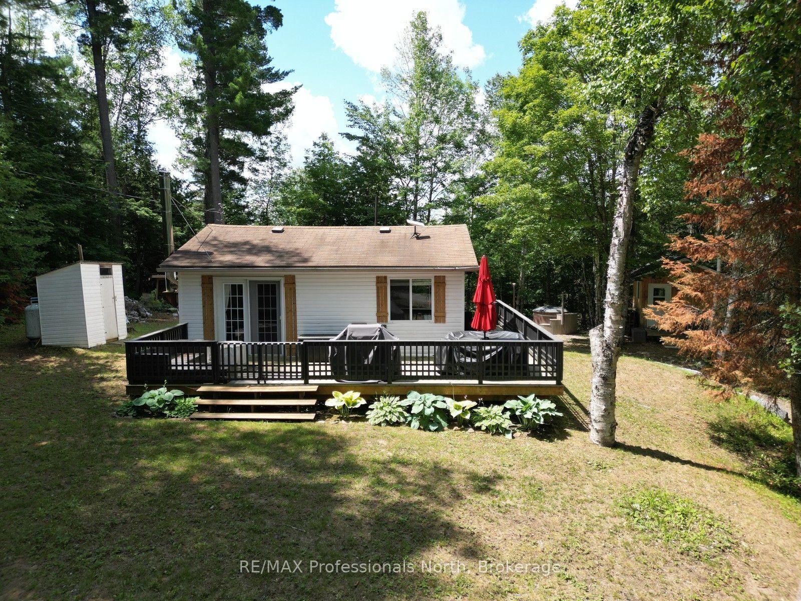 1419 Clement Lake Road, Highlands East — Detached for sale, photo 1