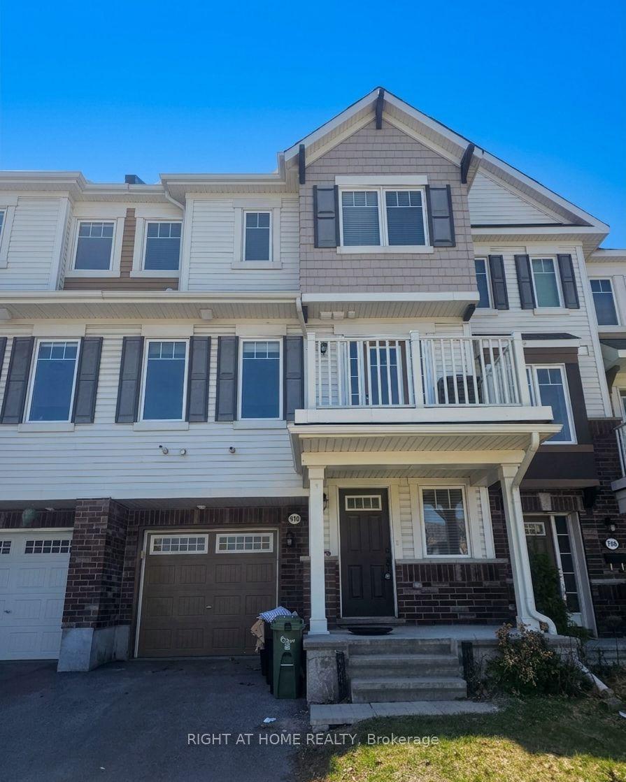 910 Fameflower Street — photo 1