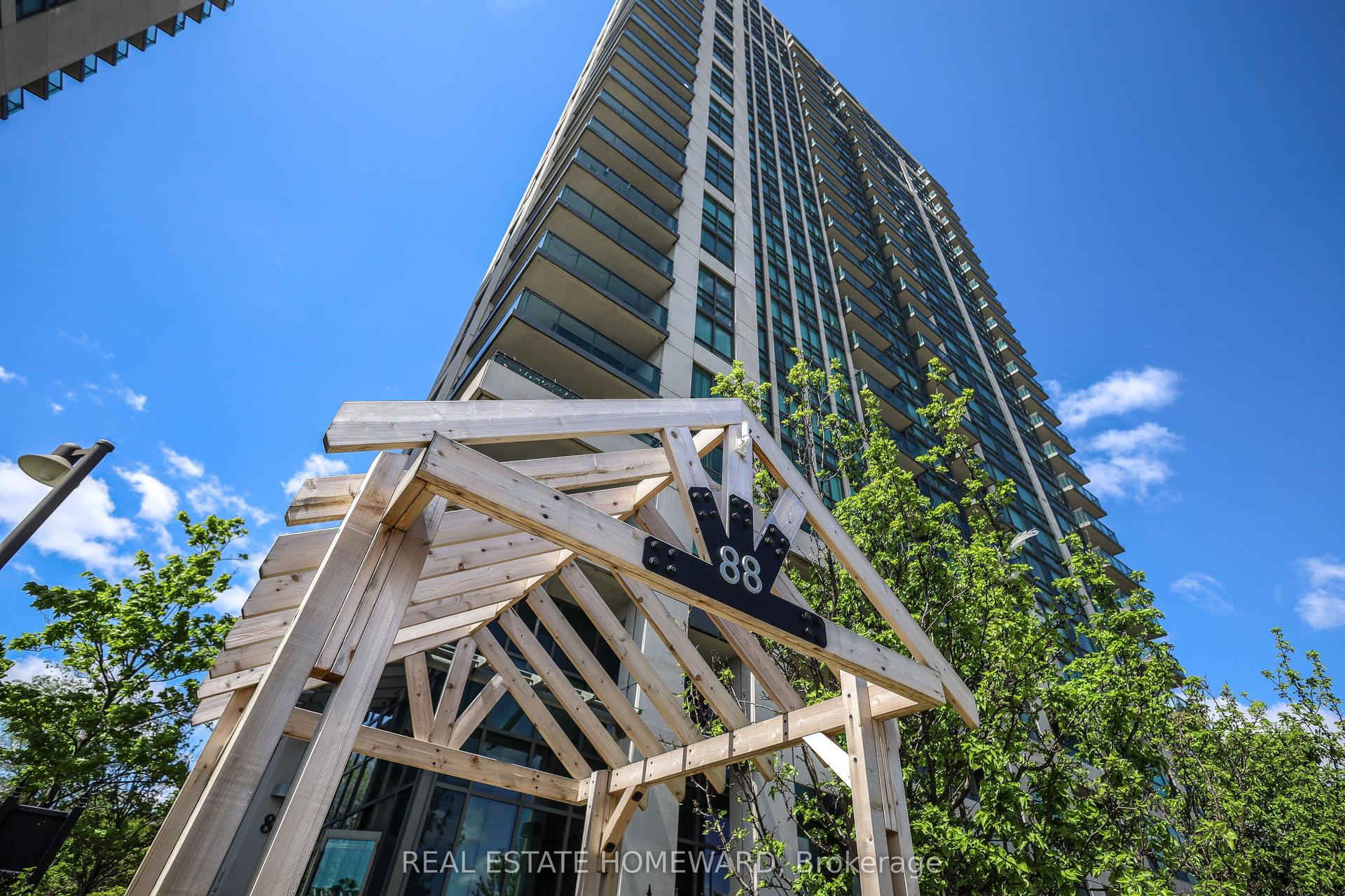 88 Grangeway Avenue 805 #805 — photo 1