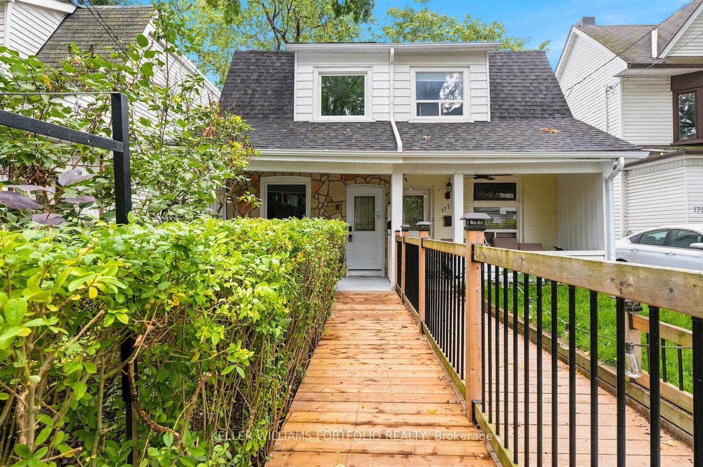 179 Oakcrest Avenue, Toronto — Semi-Detached for sale, photo 1