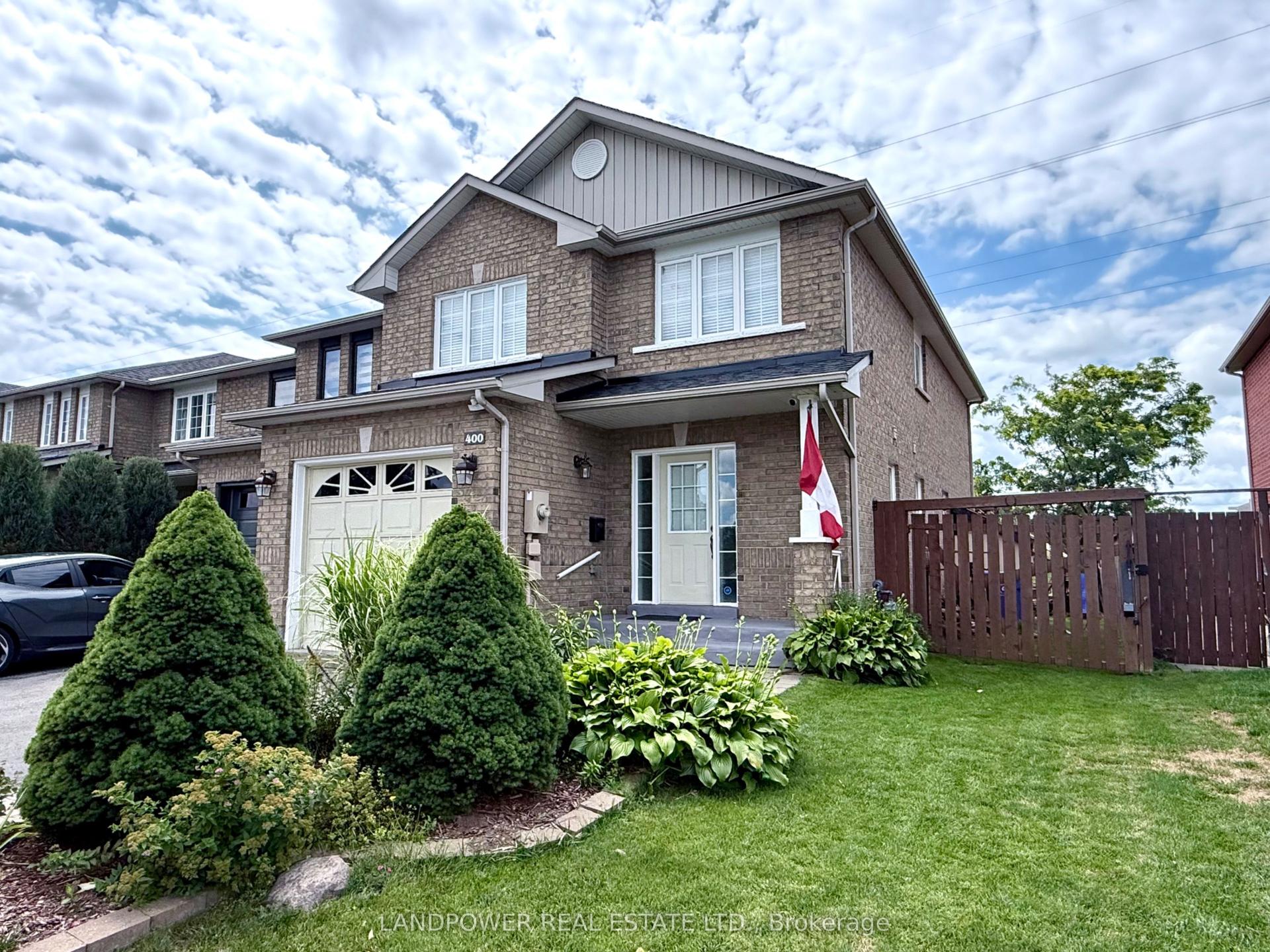 400 Rannie Road, Newmarket — Townhouse for lease, photo 1