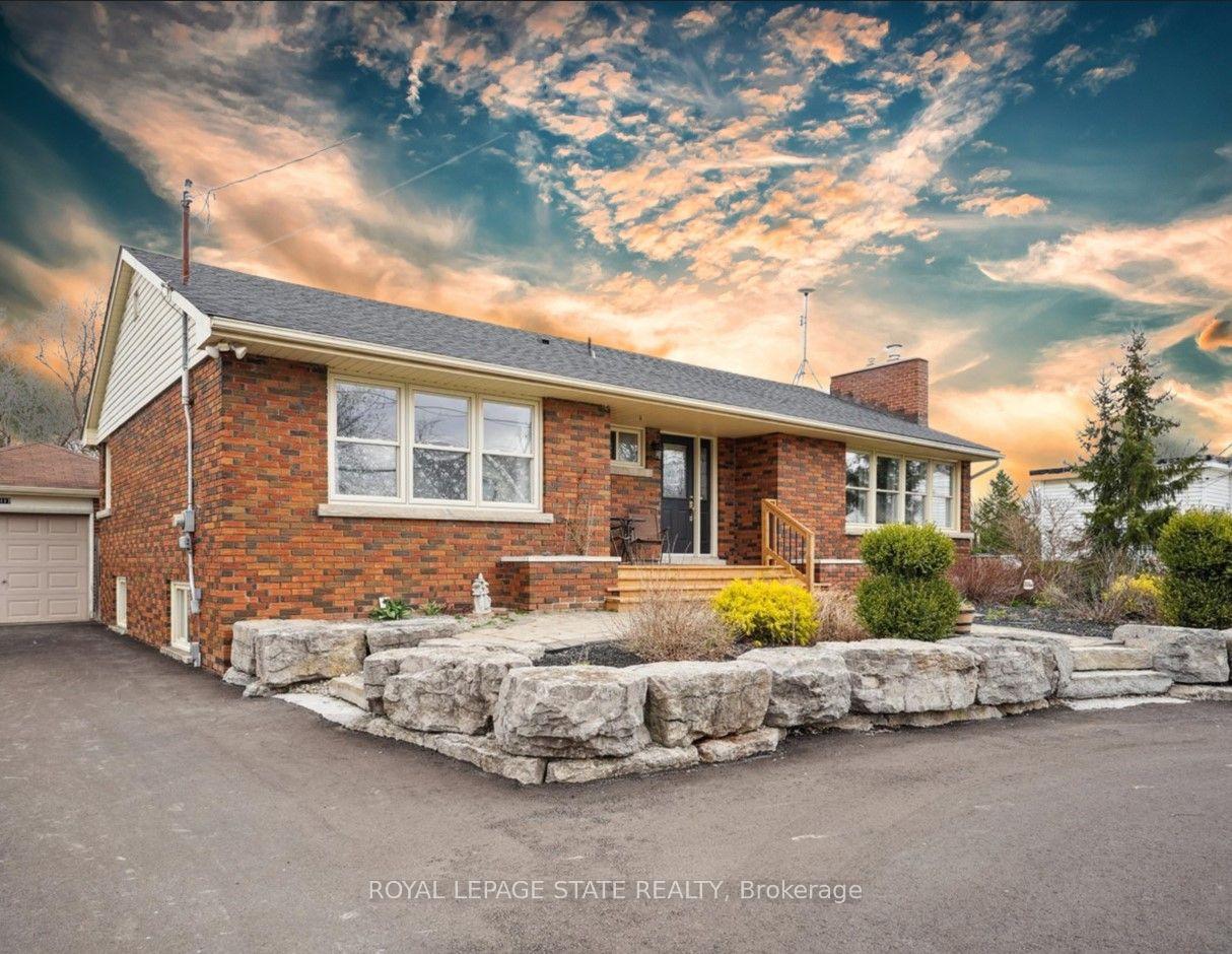 5117 Canborough Road — photo 1