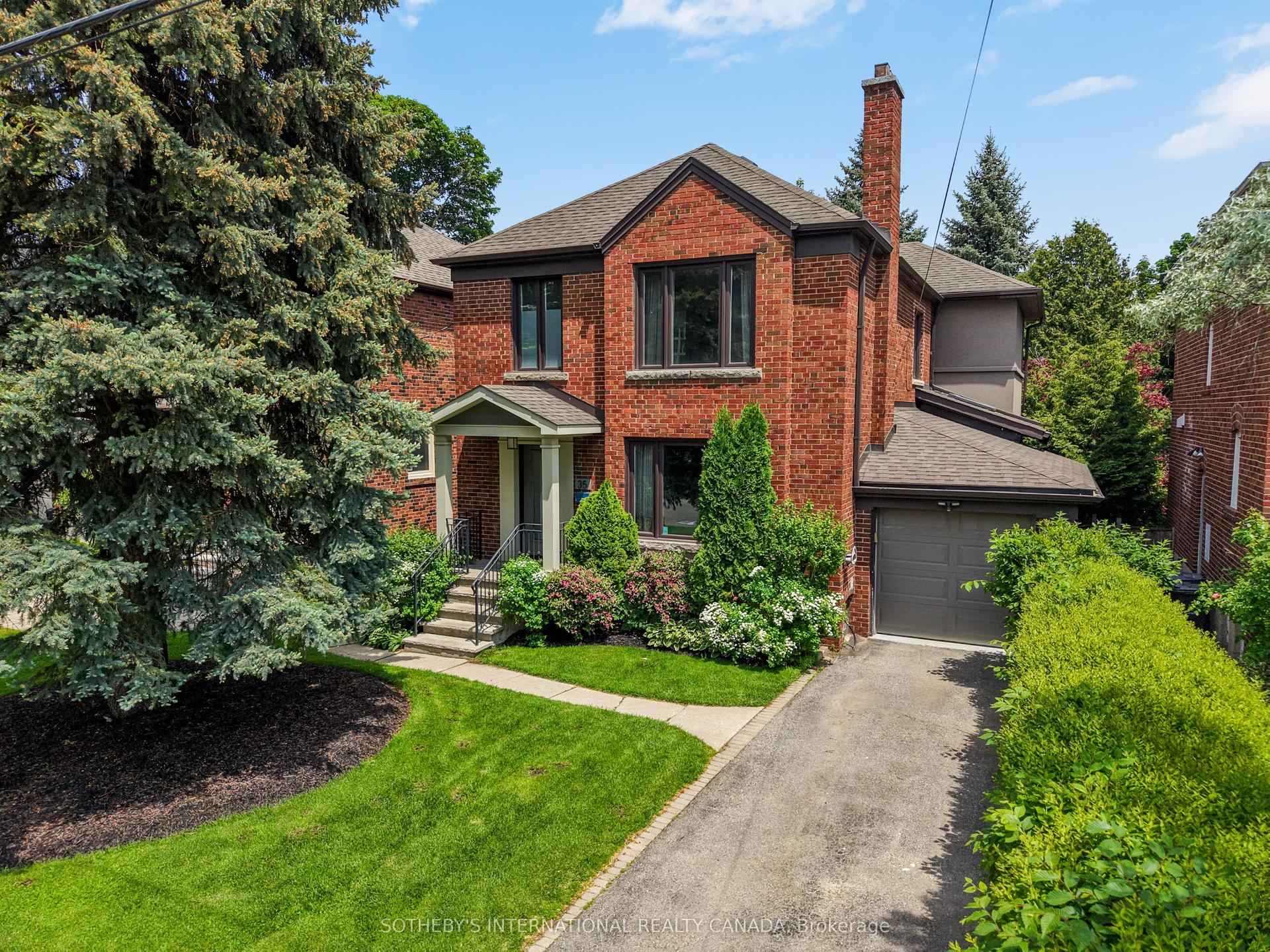 35 Belgrave Avenue, Toronto — Detached for sale, photo 1