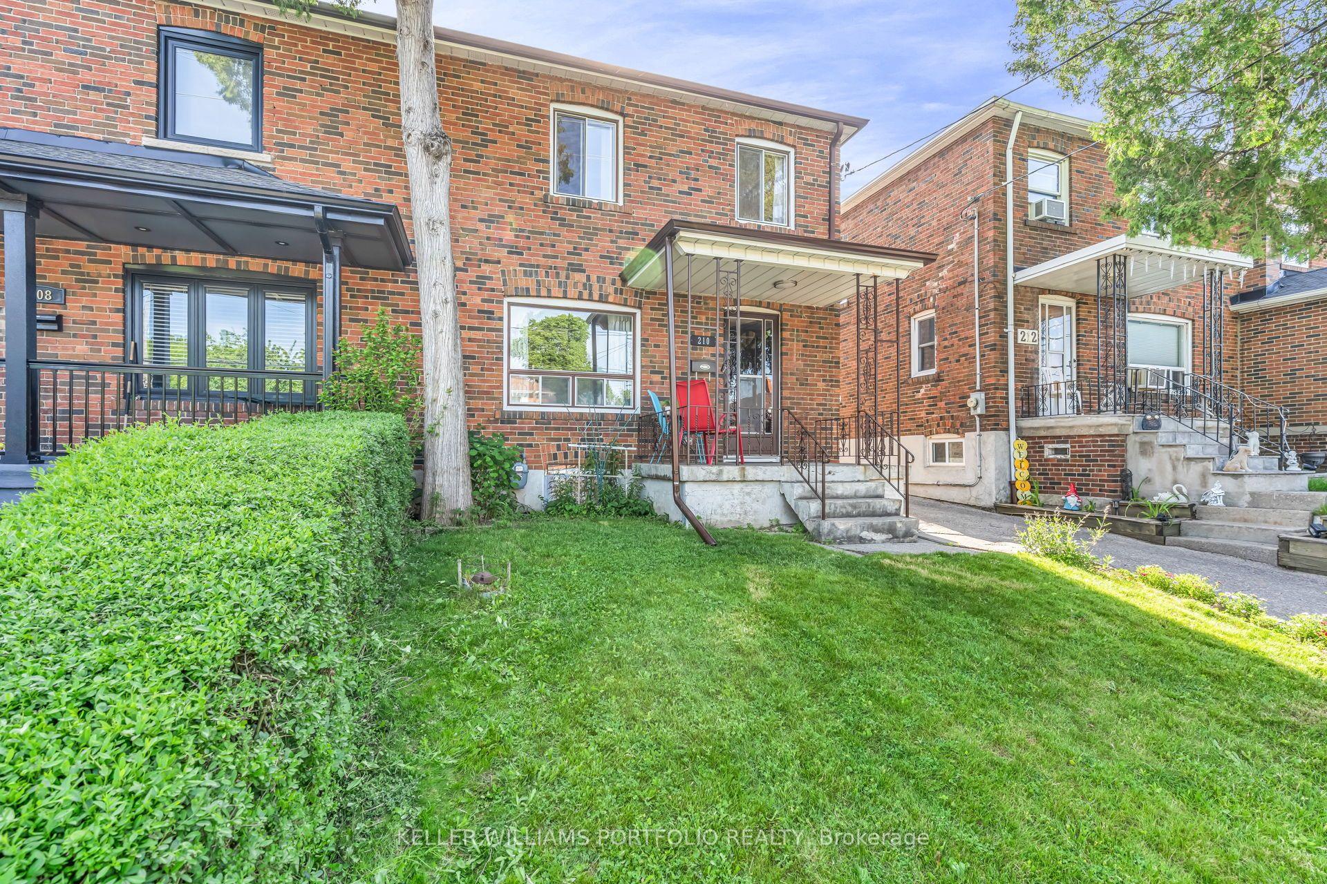 210 Bicknell Avenue — photo 1